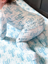 Load image into Gallery viewer, Blue Ribbon Dreams Bamboo Sleeper
